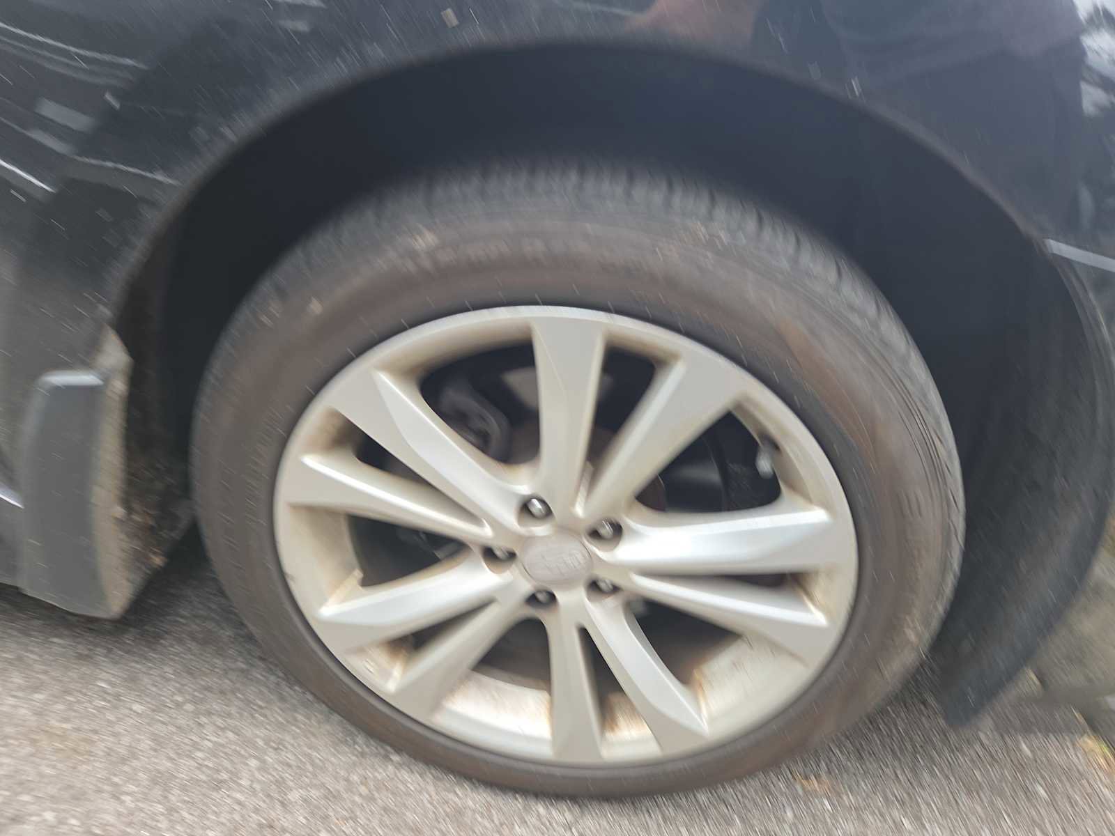 Used 2014 Subaru Legacy 2.5i Premium image 2