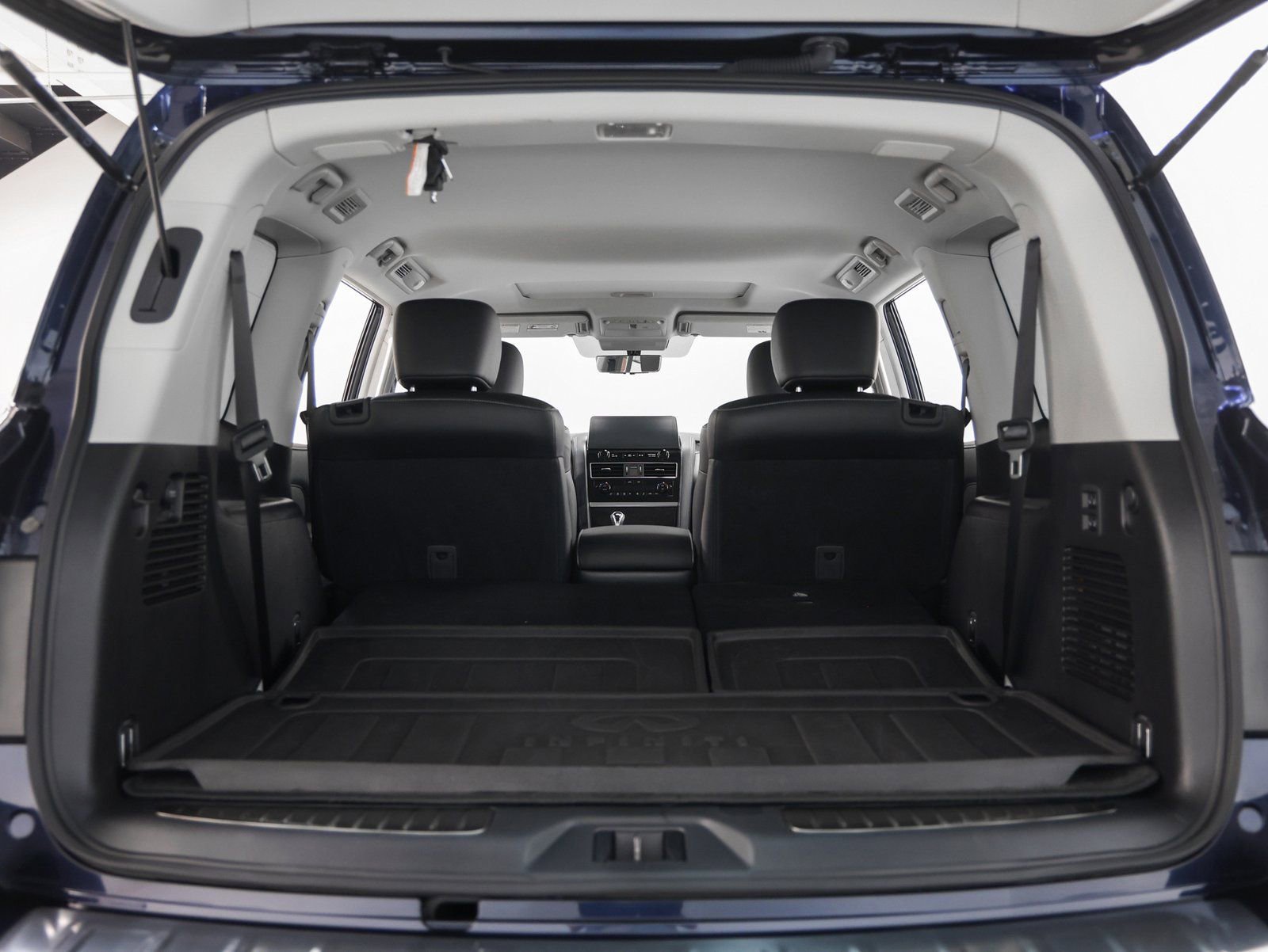 Used 2024 INFINITI QX80 Luxe w/ Cargo Package image 21