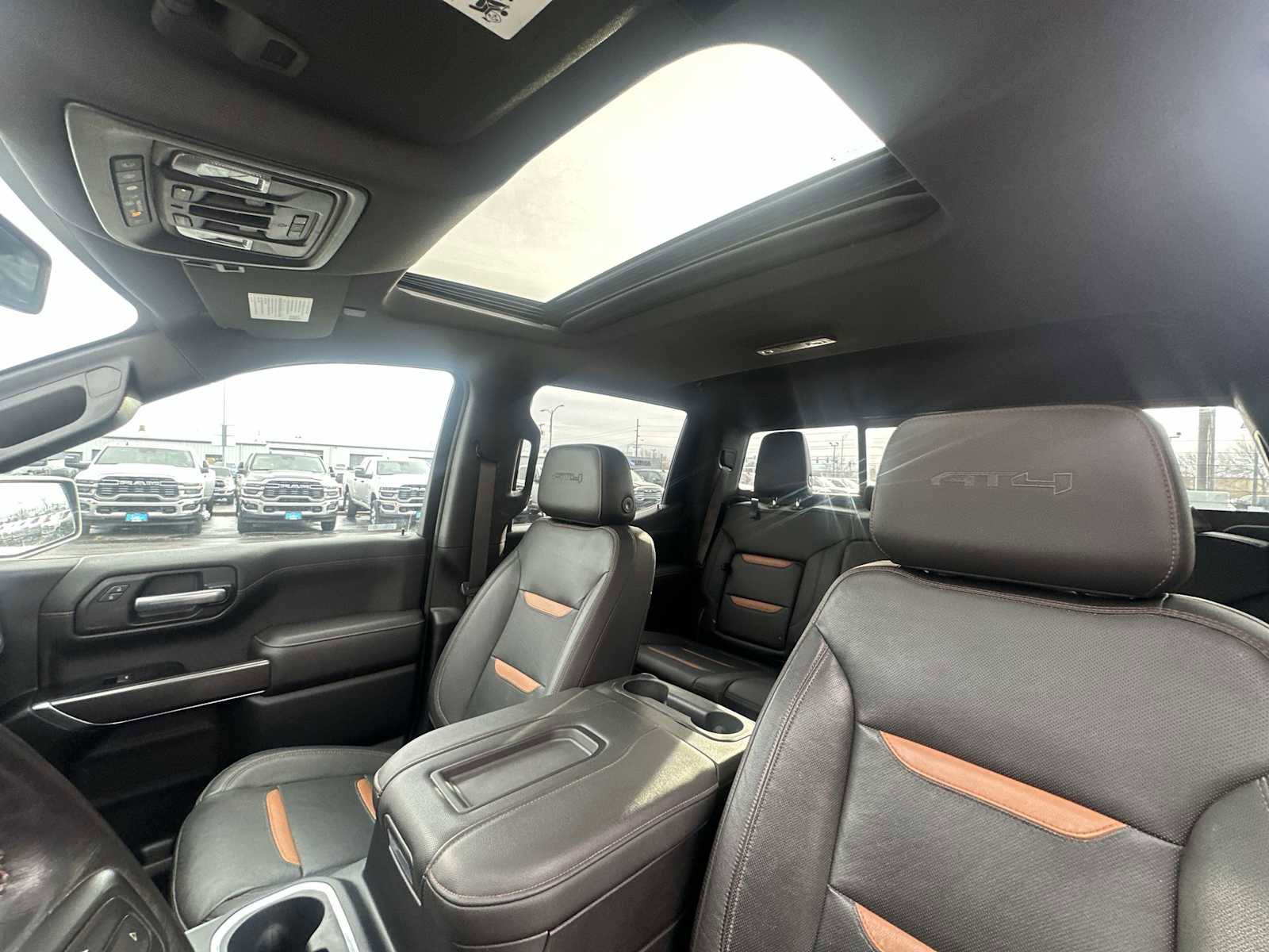 Used 2019 GMC Sierra 1500 AT4 image 16