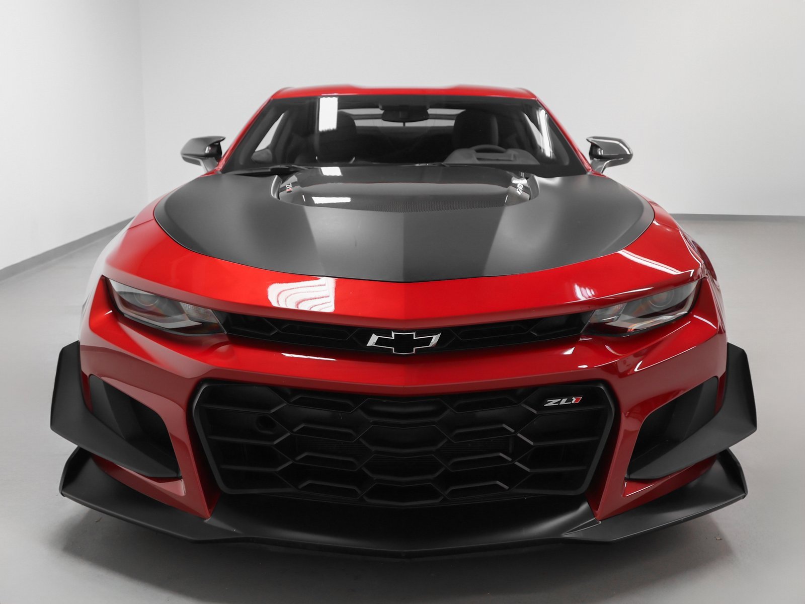 Used 2018 Chevrolet Camaro ZL1 image 8