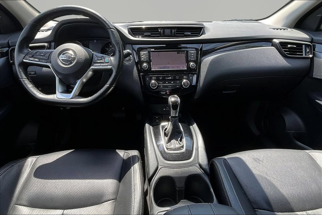 Used 2021 Nissan Rogue Sport SV AWD/4WD image 9