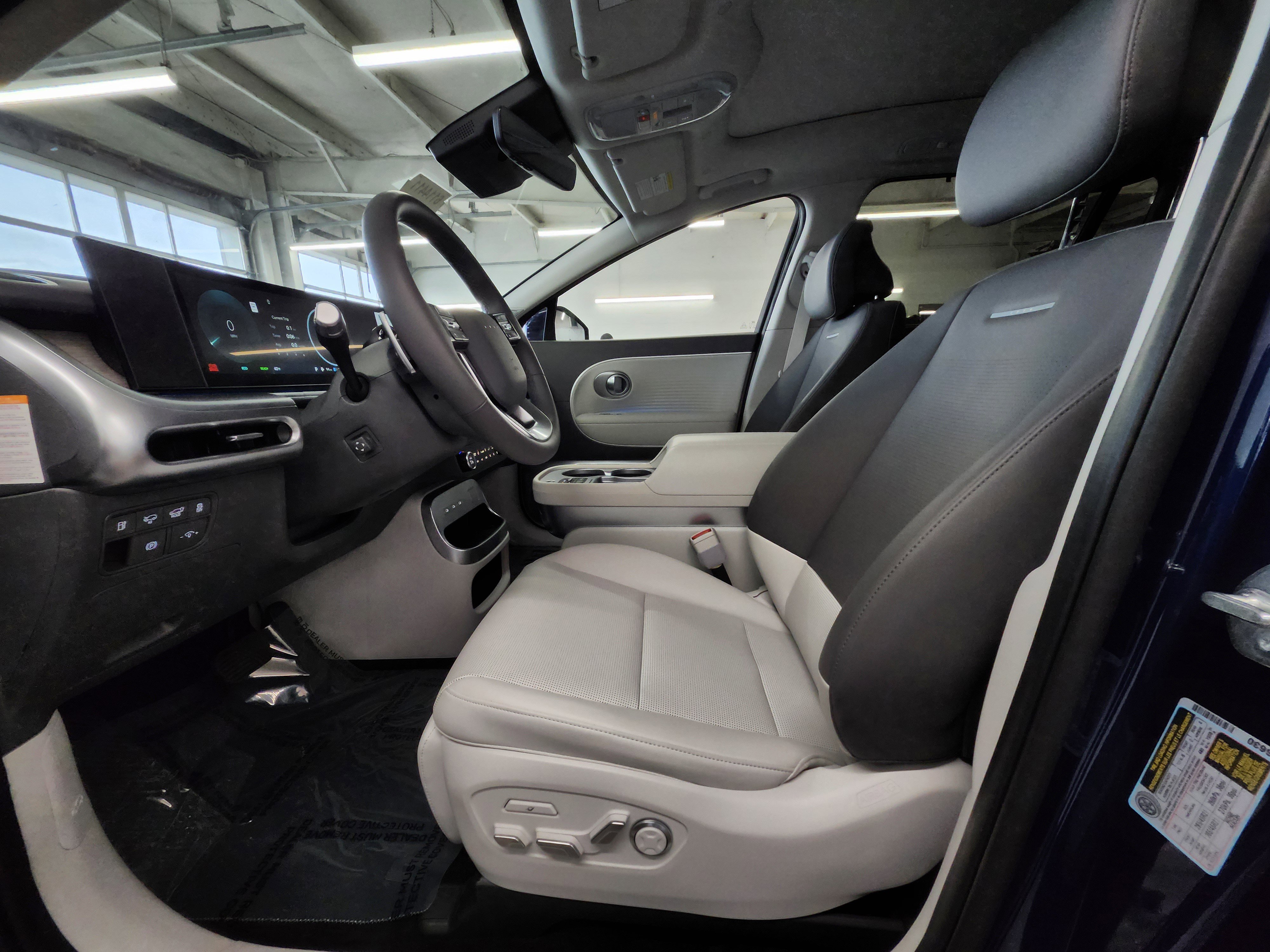 New 2026 Hyundai Ioniq 9 Limited image 14