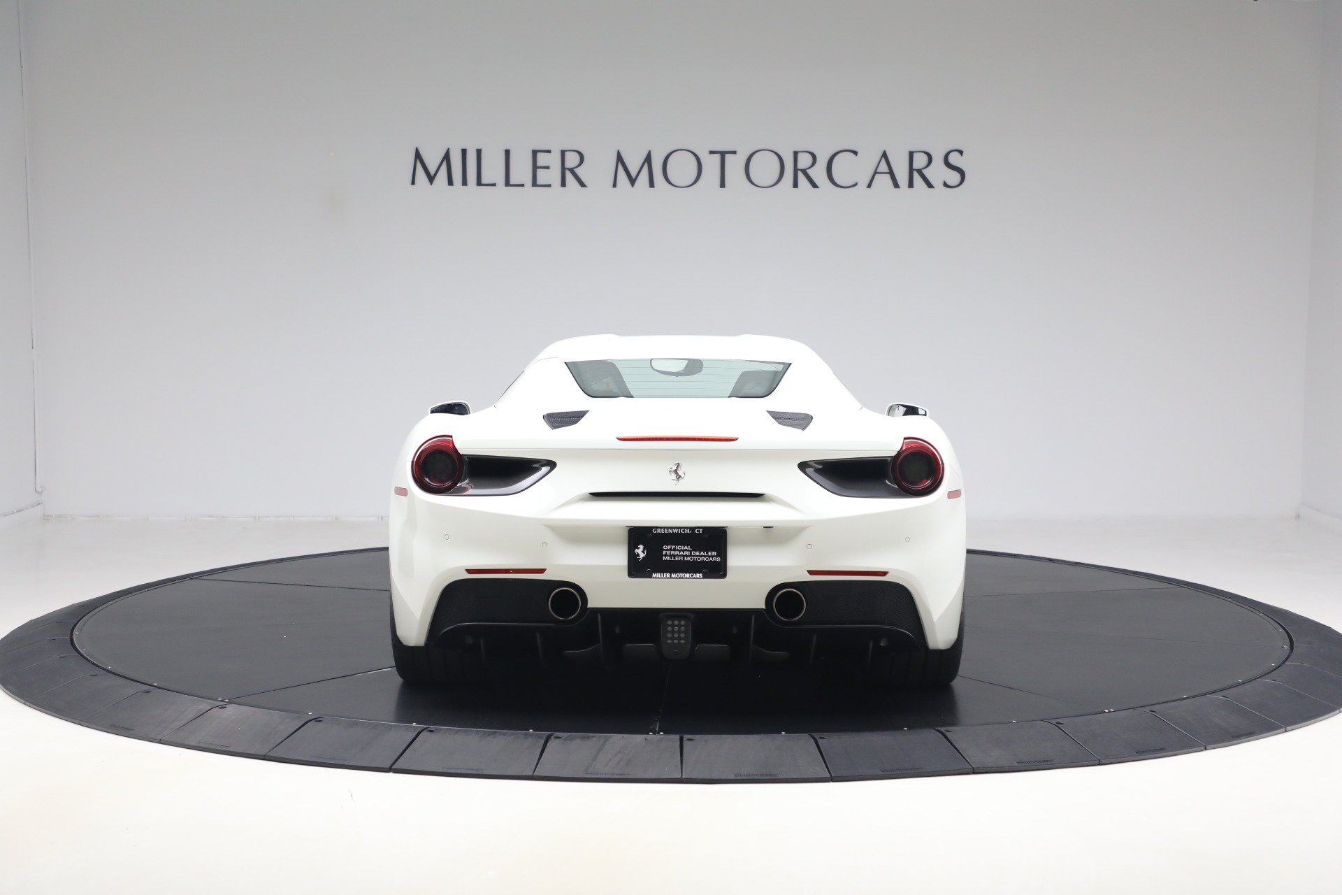 Certified 2016 Ferrari 488 Spider RWD image 28