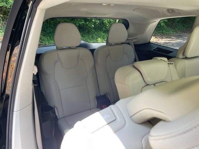 Certified 2023 Volvo XC90 B6 Plus w/ Protection Package Premier AWD/4WD image 16