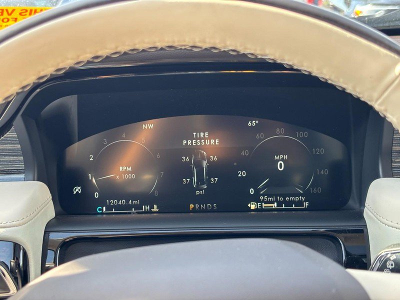 Used 2023 Lincoln Nautilus Black Label image 21