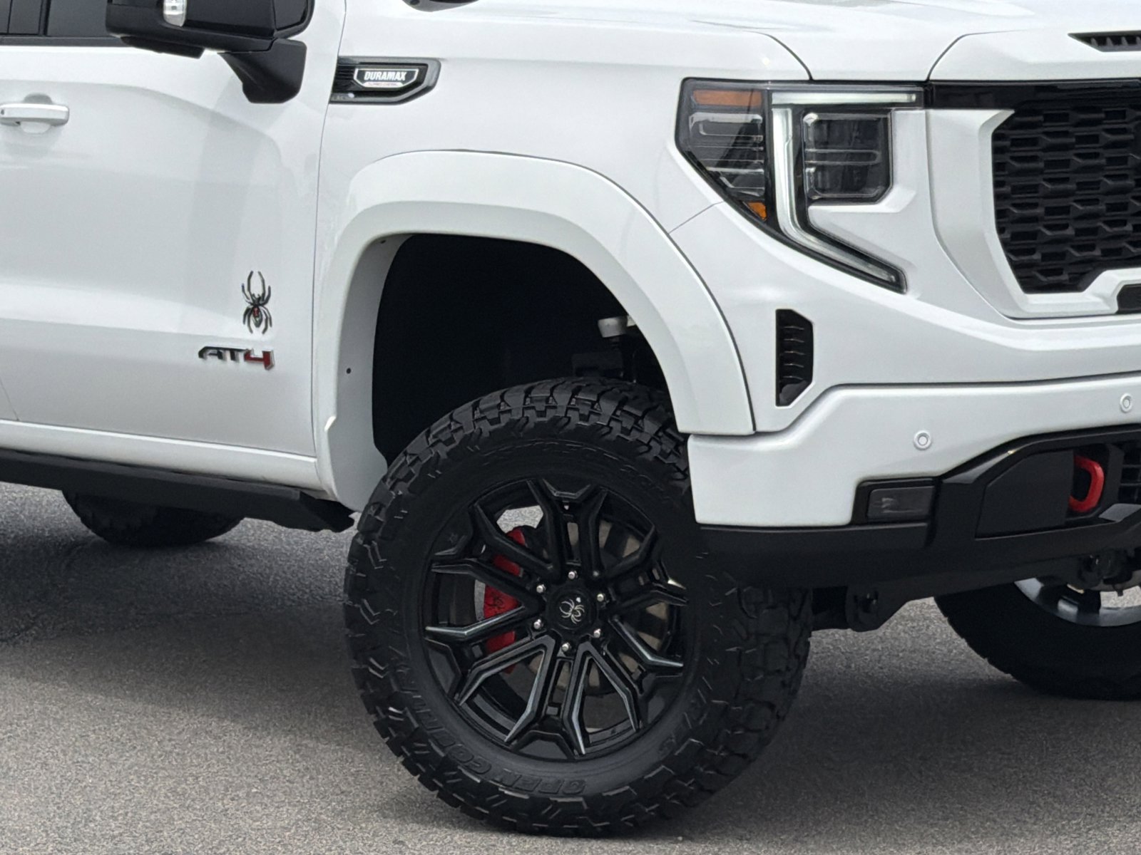 Used 2025 GMC Sierra 1500 AT4 w/ AT4 Premium Package AWD/4WD image 3