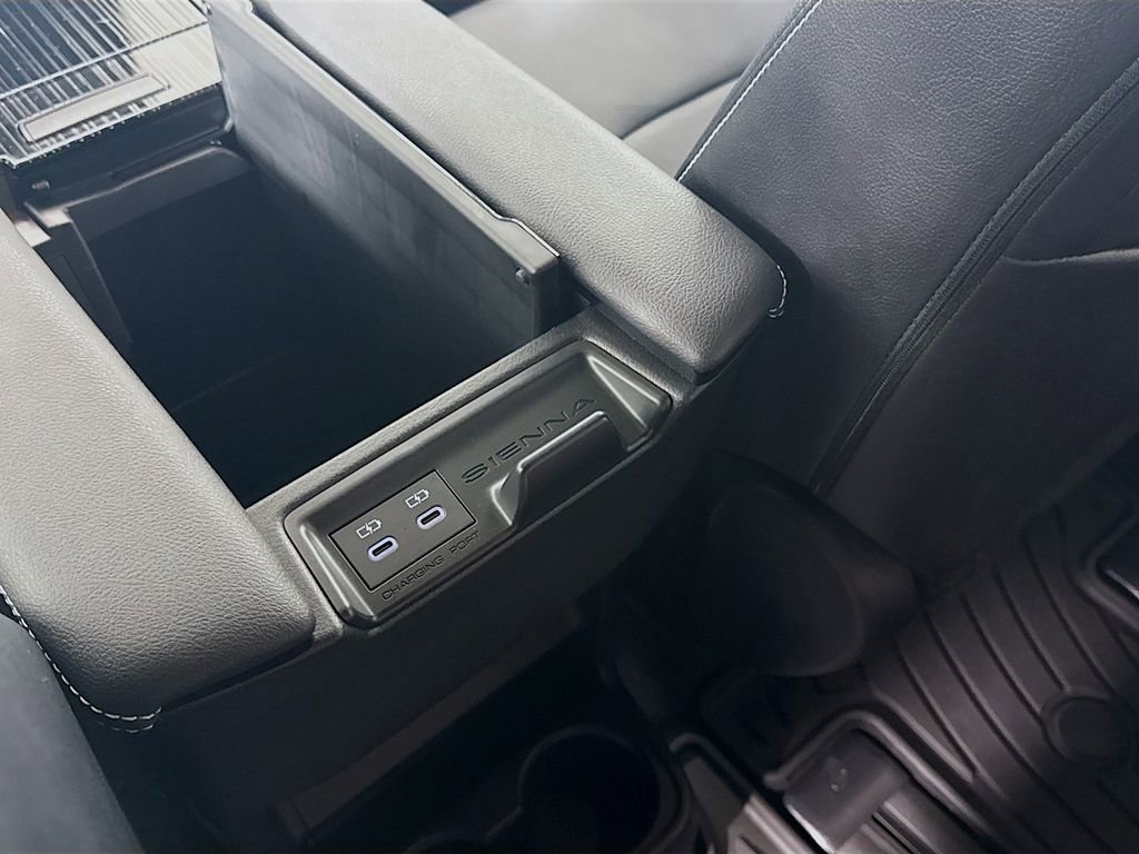 Certified 2026 Toyota Sienna XSE AWD/4WD image 25