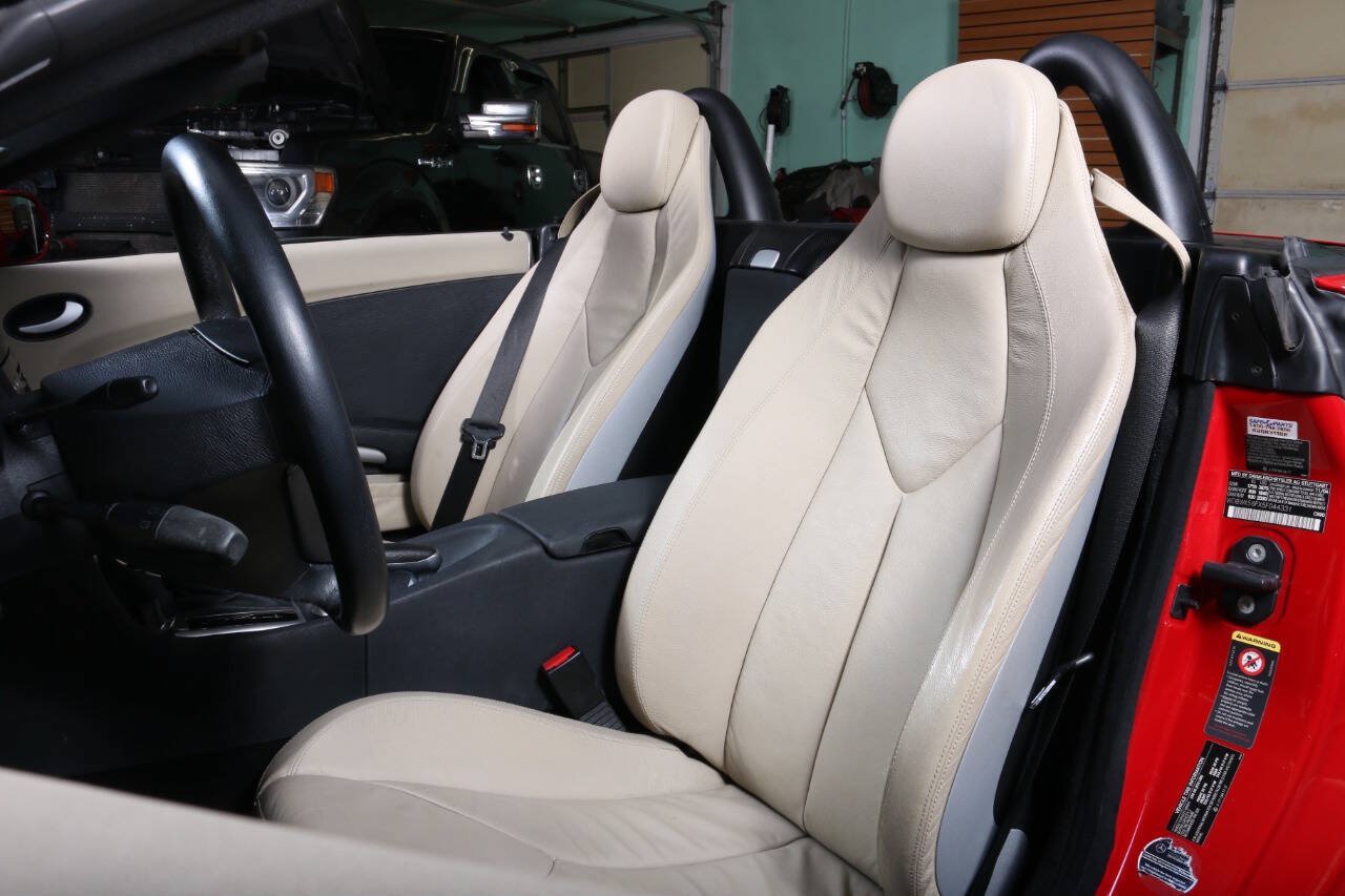 Used 2005 Mercedes-Benz SLK 350 w/ Entertainment Pkg image 48