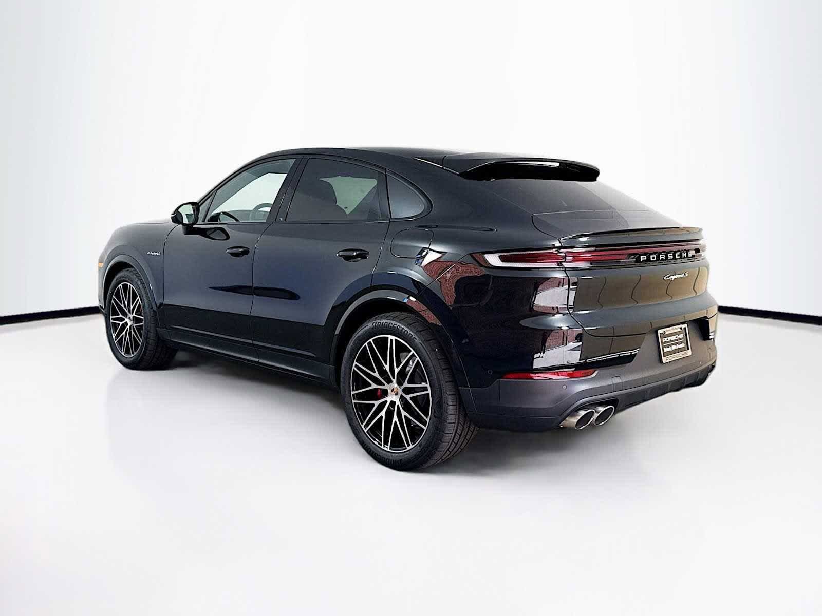 New 2026 Porsche Cayenne S AWD/4WD image 3