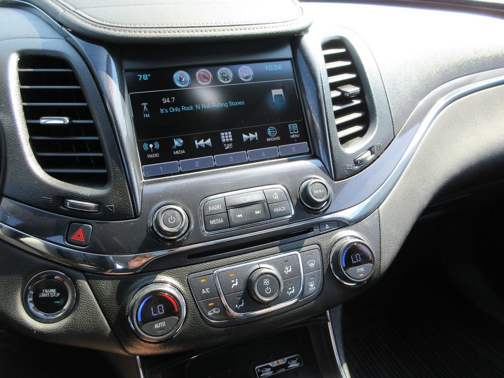Used 2018 Chevrolet Impala Premier w/ Premier Confidence Package FWD image 28