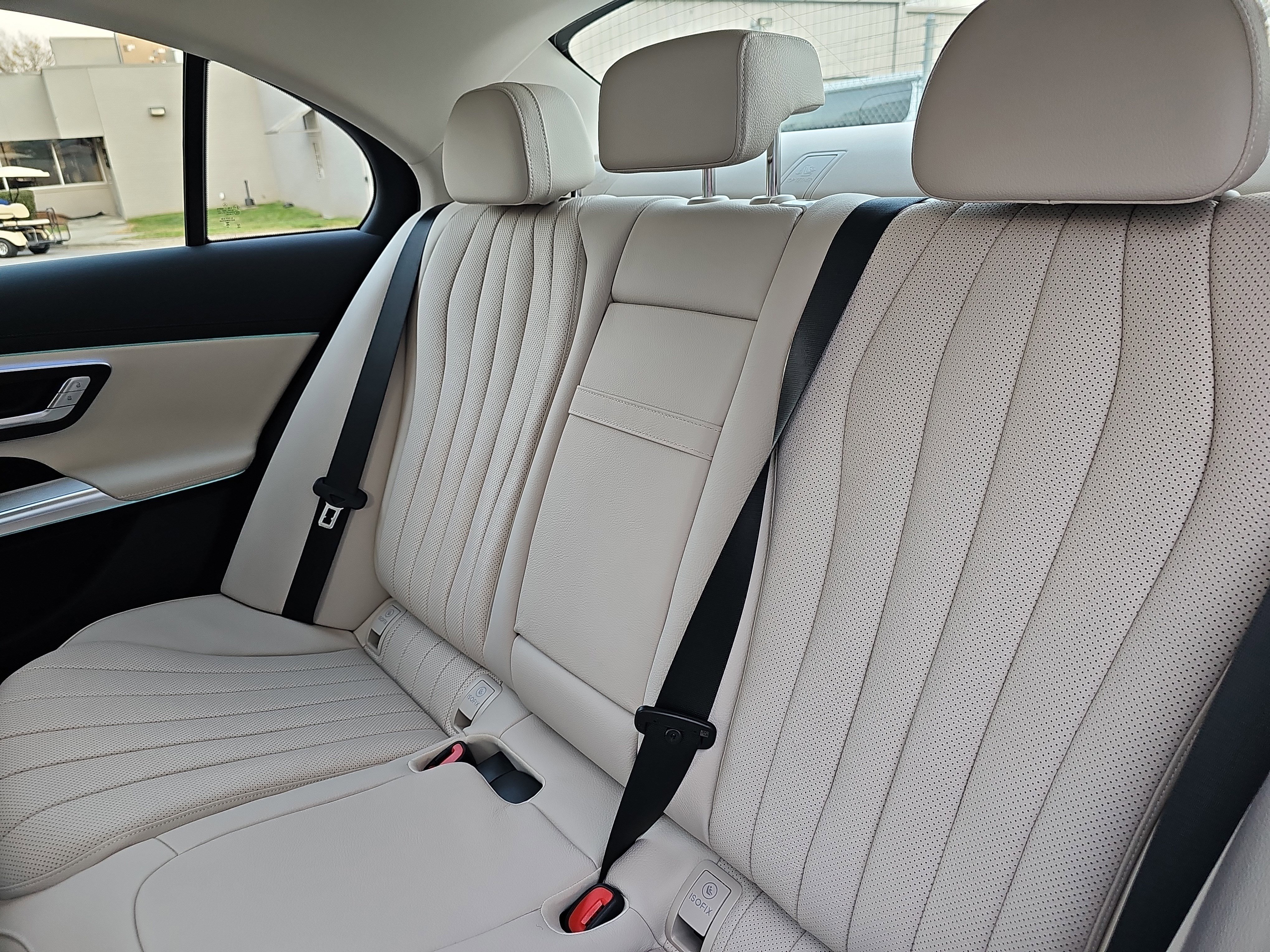 New 2026 Mercedes-Benz E 450 4MATIC Sedan image 15