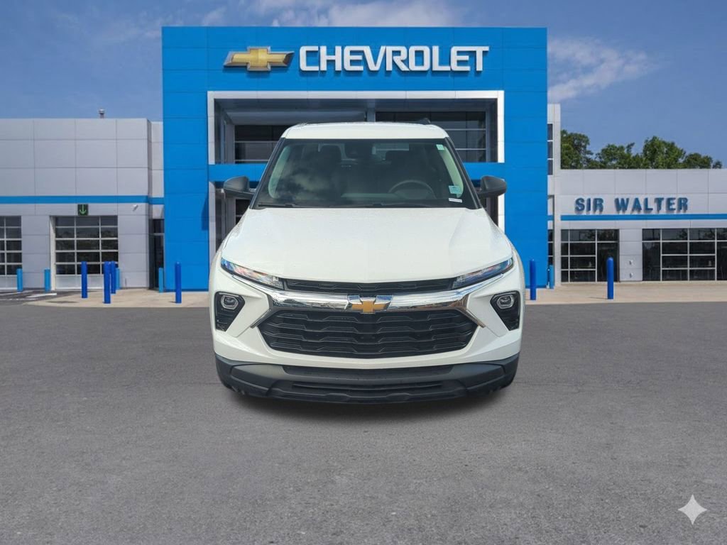 Used 2024 Chevrolet TrailBlazer LS image 9