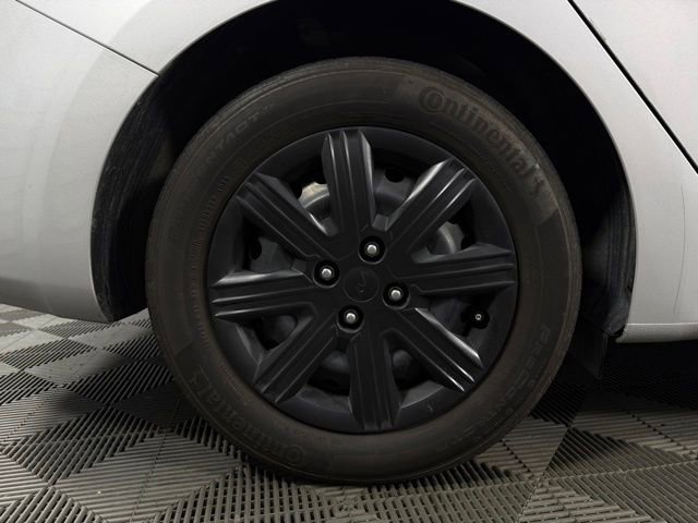 Used 2023 Kia Rio LX image 11