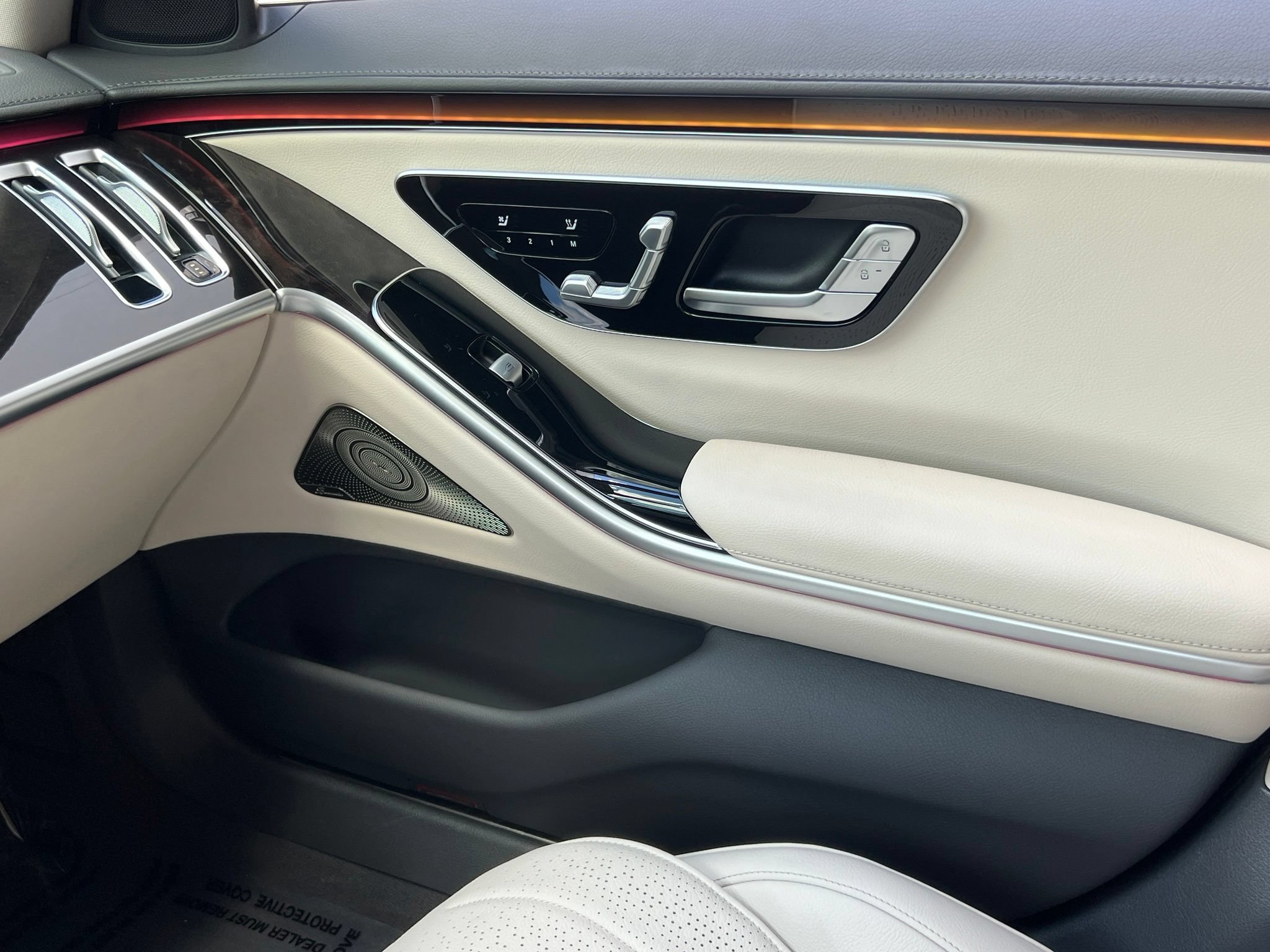 Used 2023 Mercedes-Benz S 500 4MATIC image 41