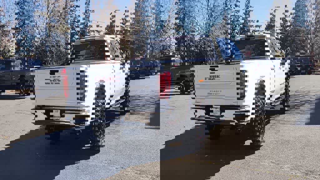 Used 2024 GMC Sierra 2500 SLE w/ SLE Value Package; image 8