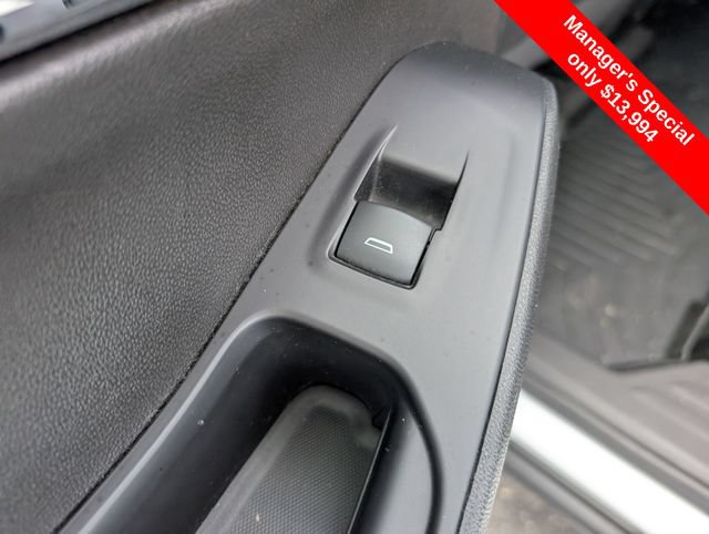 Used 2019 Chevrolet Traverse LT FWD image 11