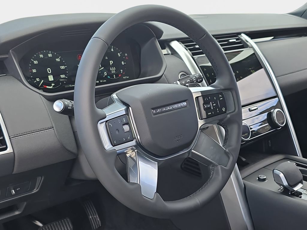 New 2026 Land Rover Discovery S AWD/4WD image 18