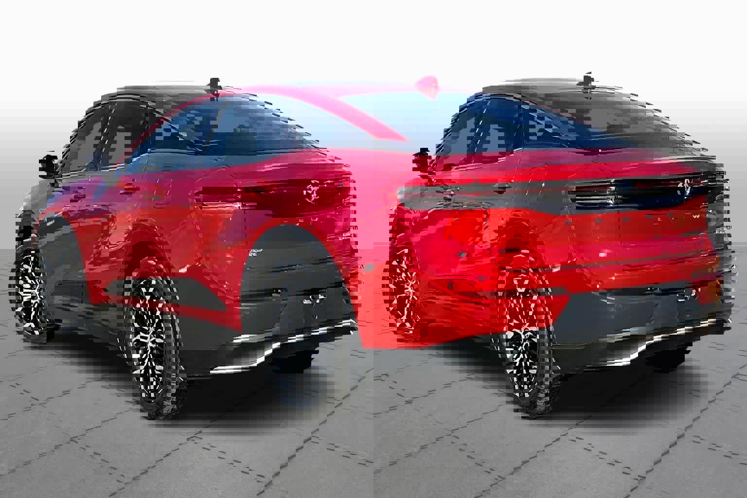 Used 2023 Toyota Crown Limited image 11