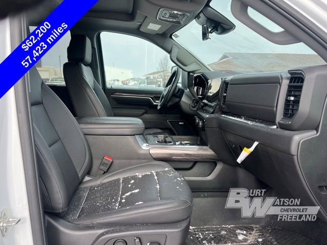 Used 2025 Chevrolet Silverado 2500 LTZ w/ LTZ Plus Package image 21