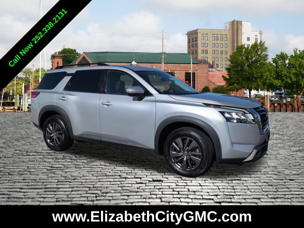 Used 2022 Nissan Pathfinder SV