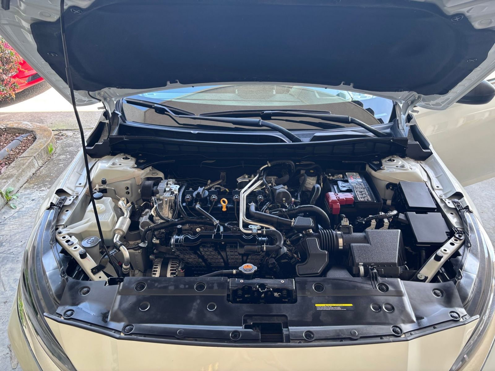 Used 2025 Nissan Altima 2.5 SV FWD image 33