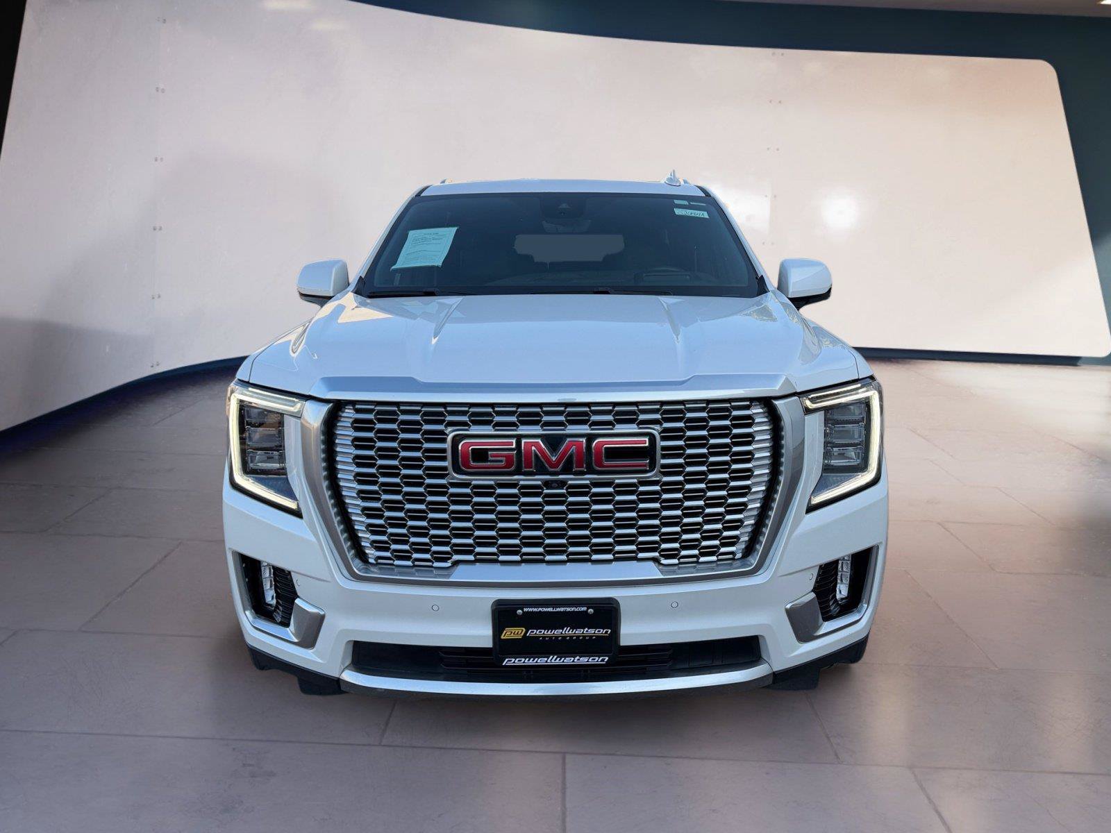 Used 2024 GMC Yukon XL Denali w/ Denali Reserve Package AWD/4WD image 8