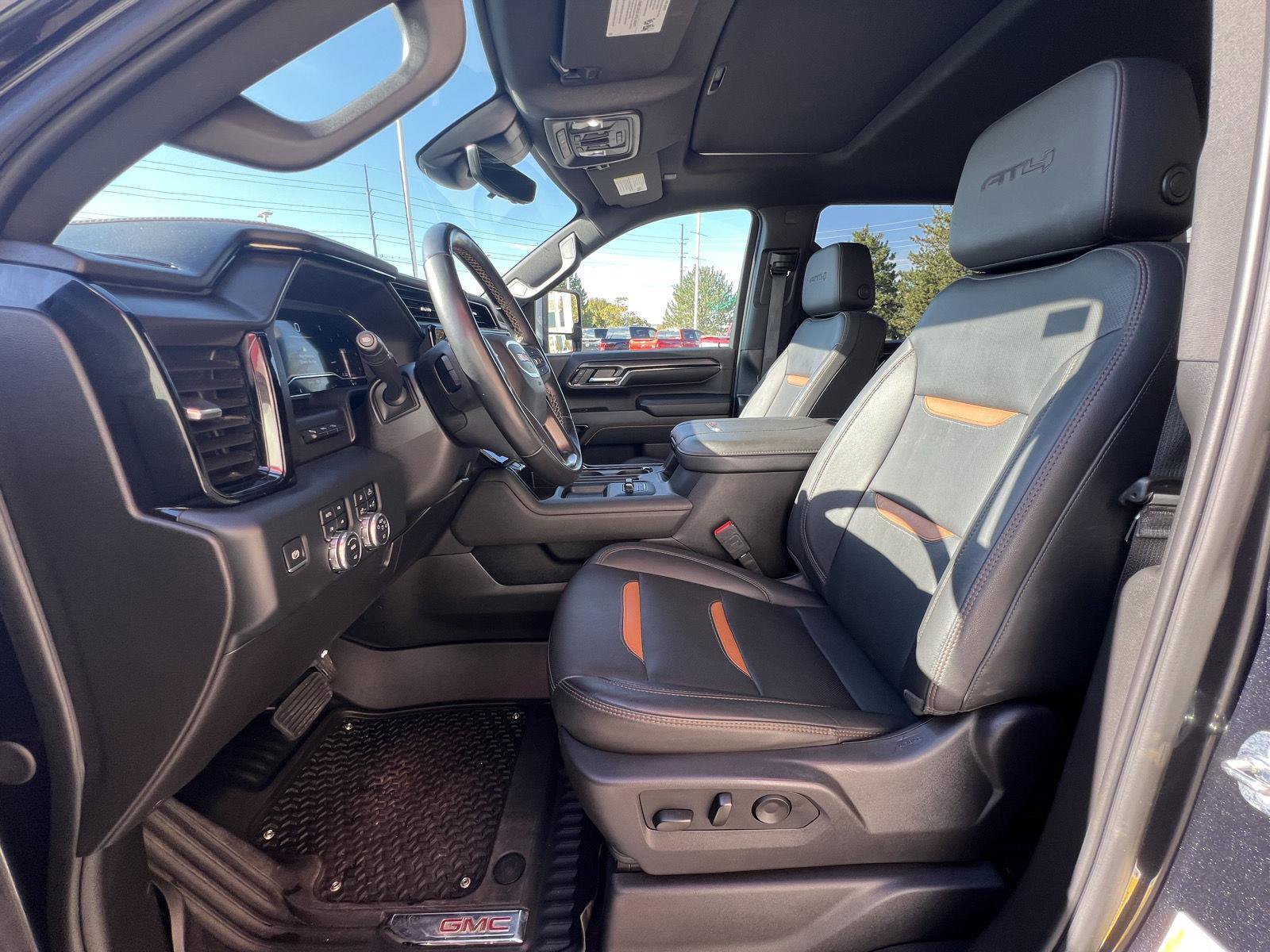 Used 2024 GMC Sierra 3500 AT4 w/ AT4 Premium Plus Package image 28
