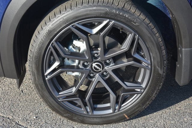 New 2026 Nissan Kicks SR w/ SR Premium Package image 11