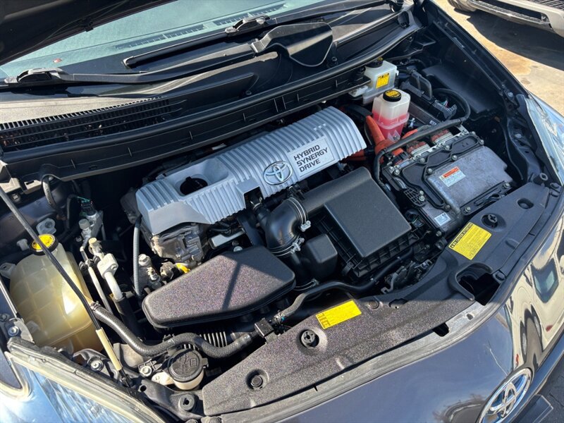 Used 2010 Toyota Prius Three FWD image 22