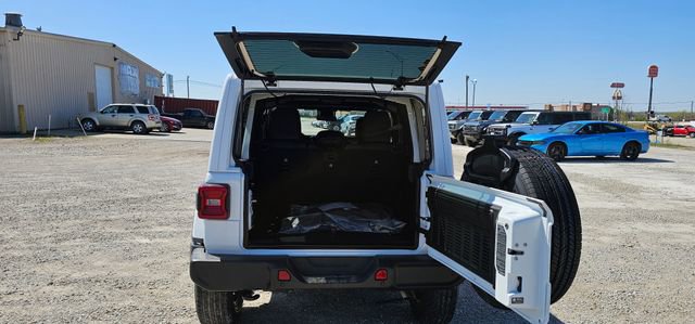 New 2025 Jeep Wrangler Sahara w/ Safety Group image 9