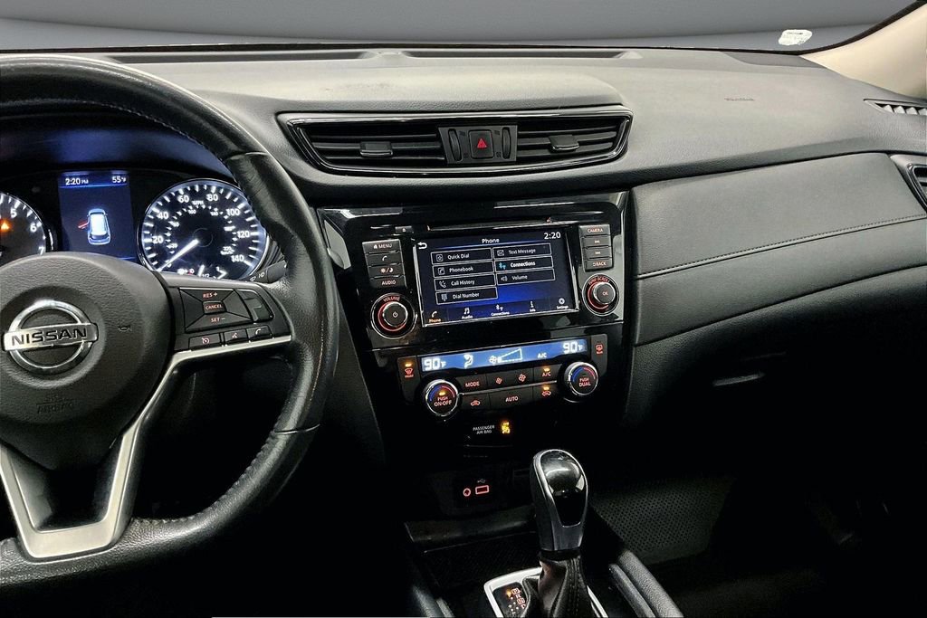 Used 2019 Nissan Rogue SV image 9