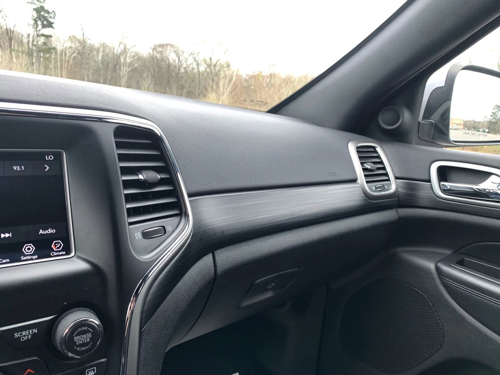 Used 2019 Jeep Grand Cherokee Laredo RWD image 19