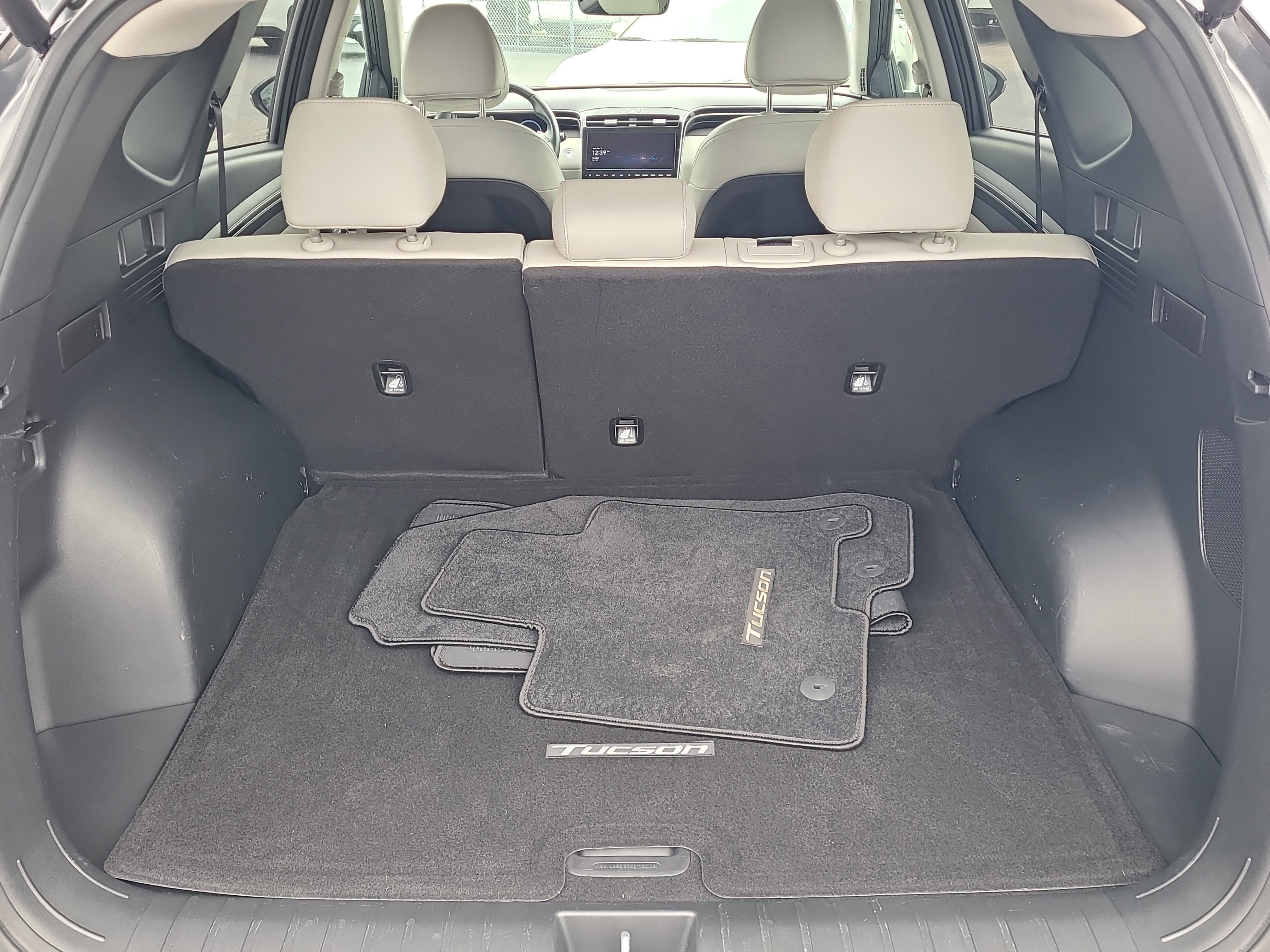 Used 2022 Hyundai Tucson Limited image 9