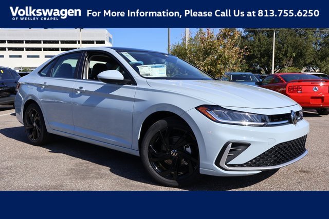 New 2026 Volkswagen Jetta SE image 1