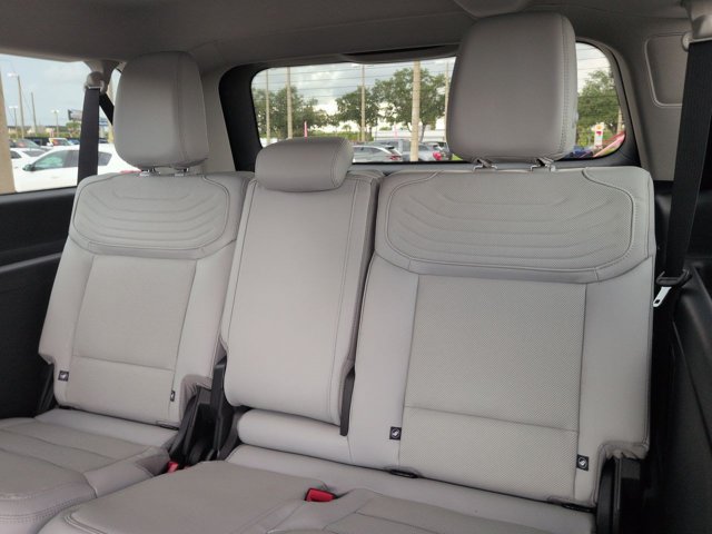 New 2027 Ford Expedition Max Platinum w/ Platinum Ultimate Package AWD/4WD image 15