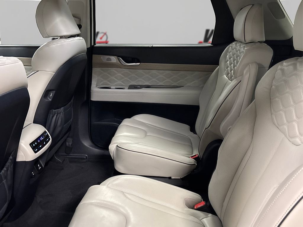 Used 2022 Hyundai Palisade Calligraphy image 10