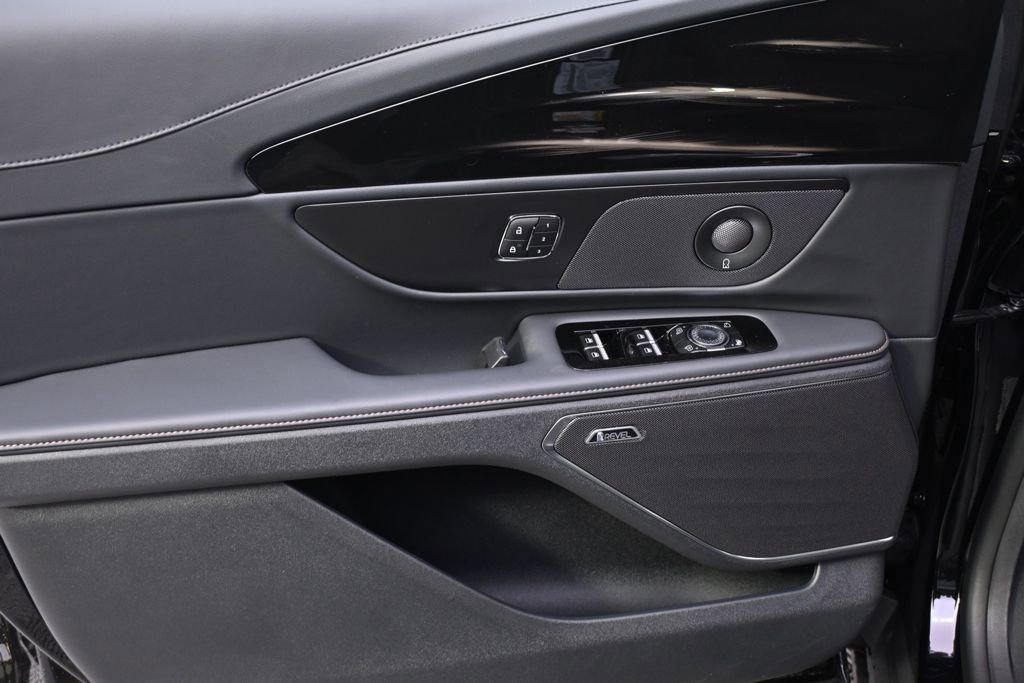 New 2026 Lincoln Nautilus Premier w/ Equipment Group 102A image 22