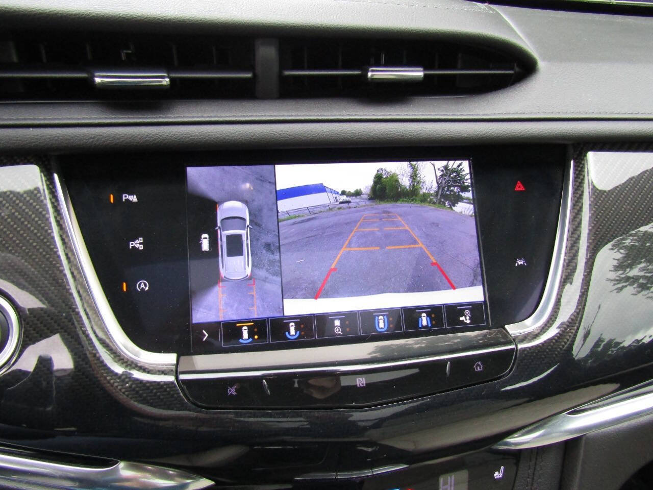 Used 2020 Cadillac XT6 Sport AWD/4WD image 13