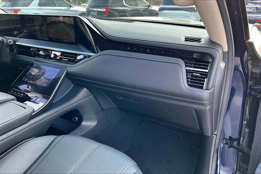 Certified 2025 INFINITI QX80 Sensory image 21