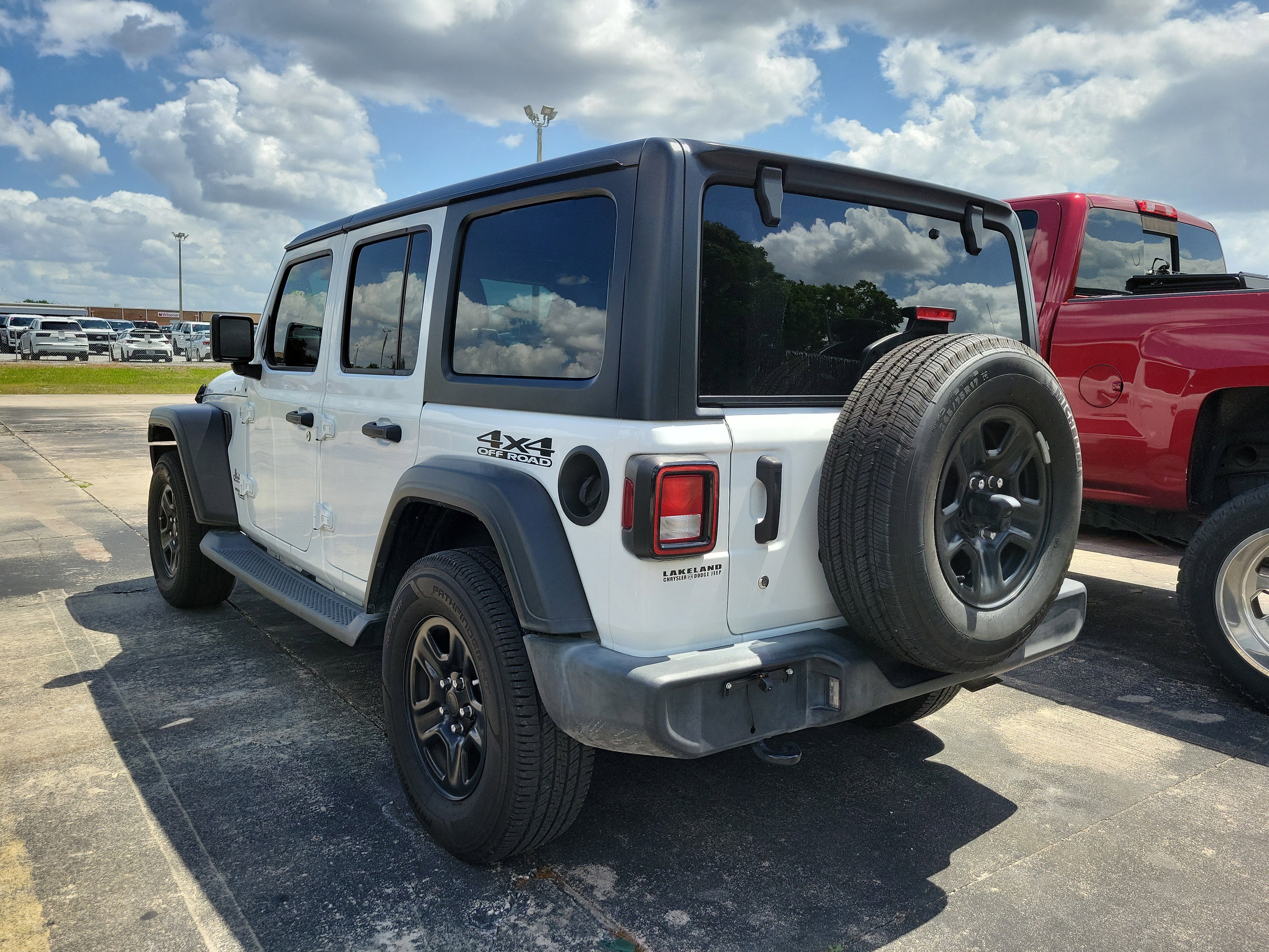 Used 2020 Jeep Wrangler Unlimited Sport image 4