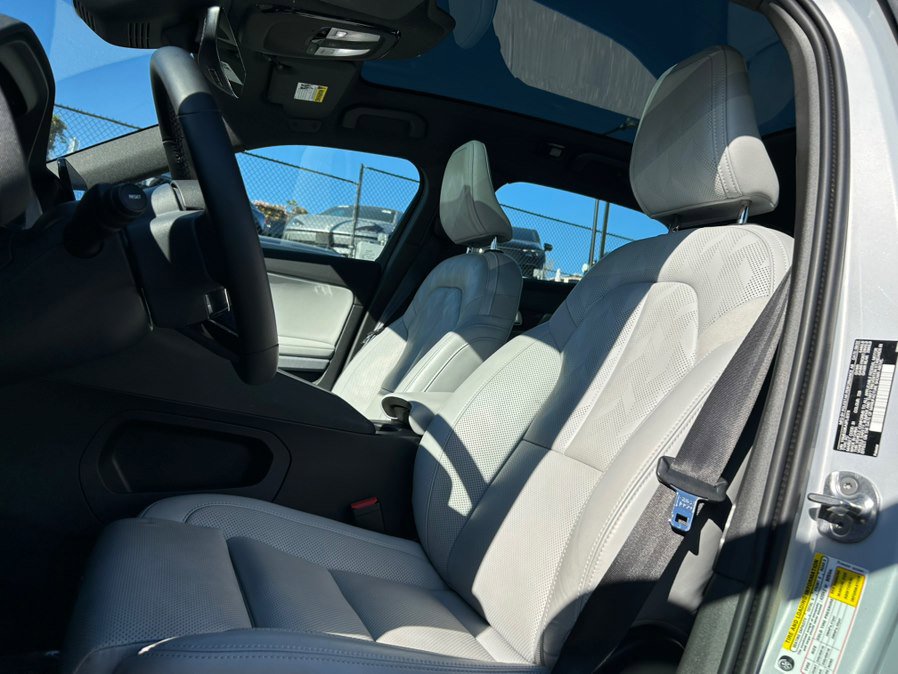 Used 2023 Polestar Polestar 2 w/ Pilot Pack image 14