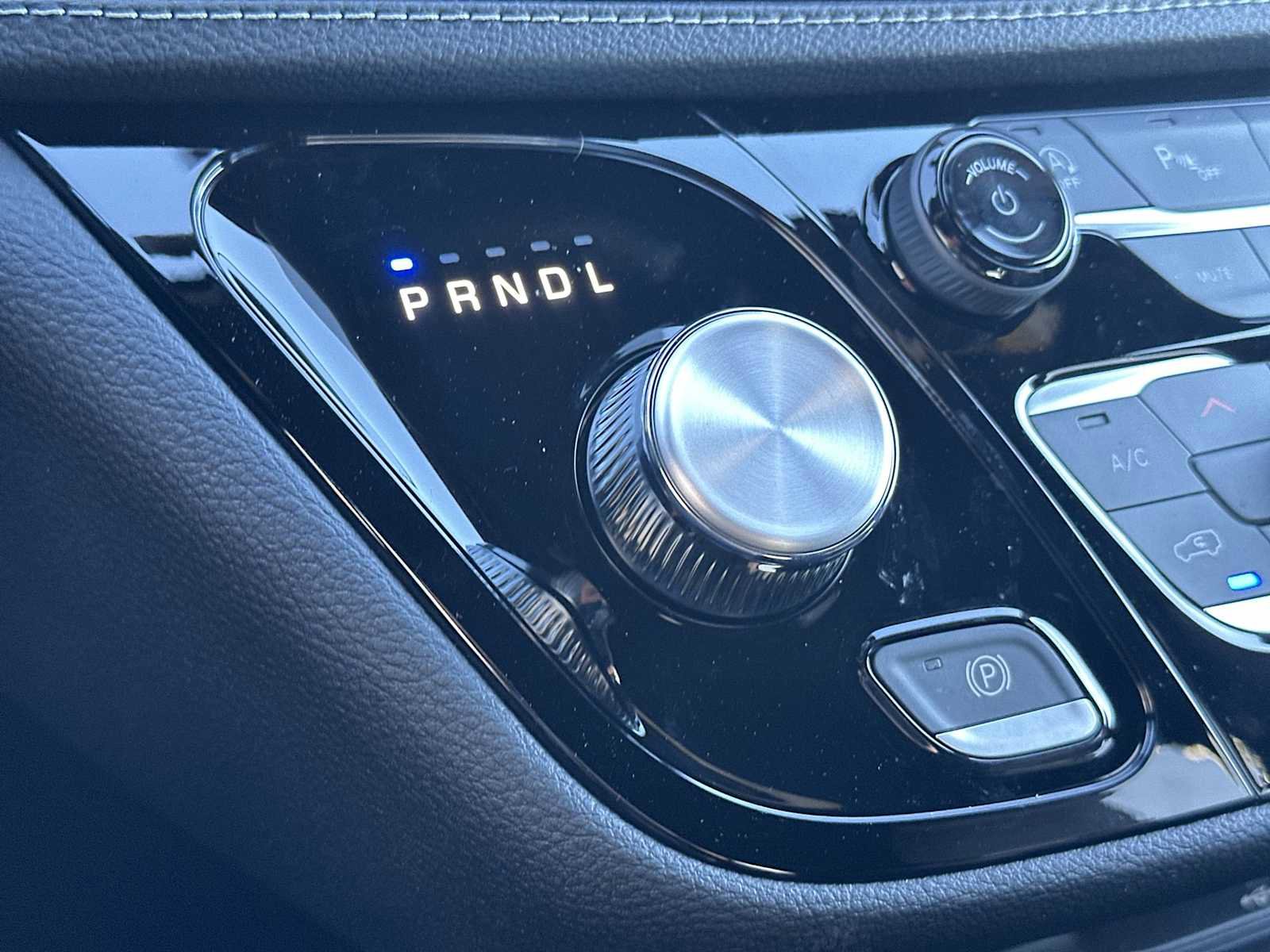 New 2026 Chrysler Pacifica Select image 19