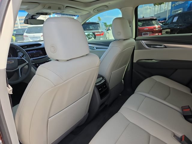 Used 2023 Cadillac XT5 Premium Luxury FWD image 11