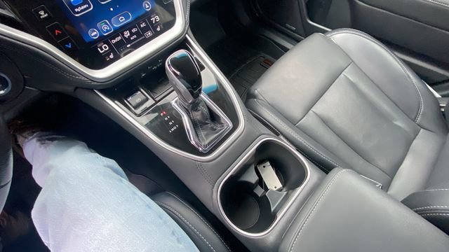 Used 2020 Subaru Outback Limited AWD/4WD image 30