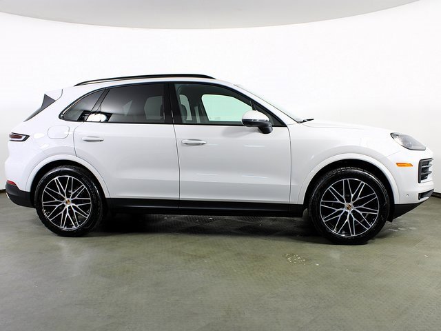 New 2025 Porsche Cayenne image 8