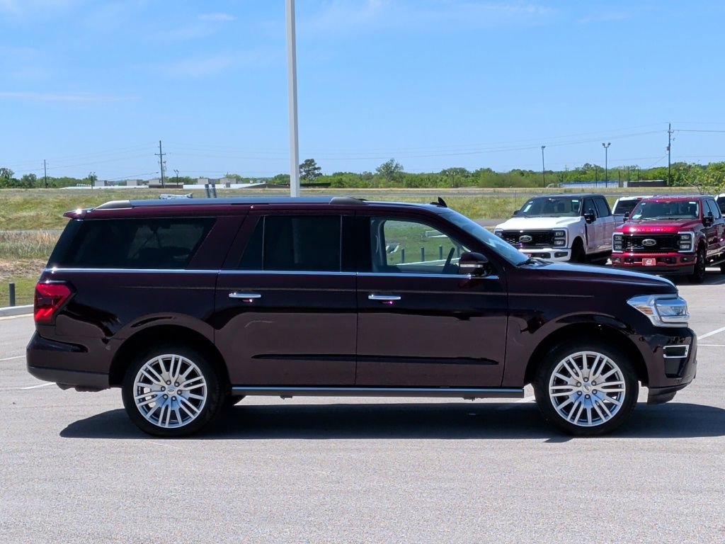 Used 2024 Ford Expedition Max Limited image 9