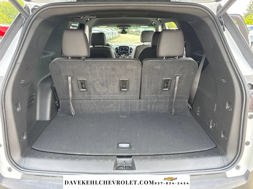 Used 2023 Chevrolet Traverse RS FWD image 36