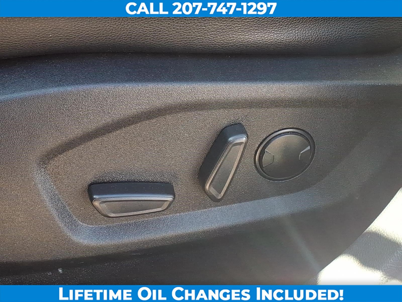 Used 2024 Ford Edge Titanium AWD/4WD image 12
