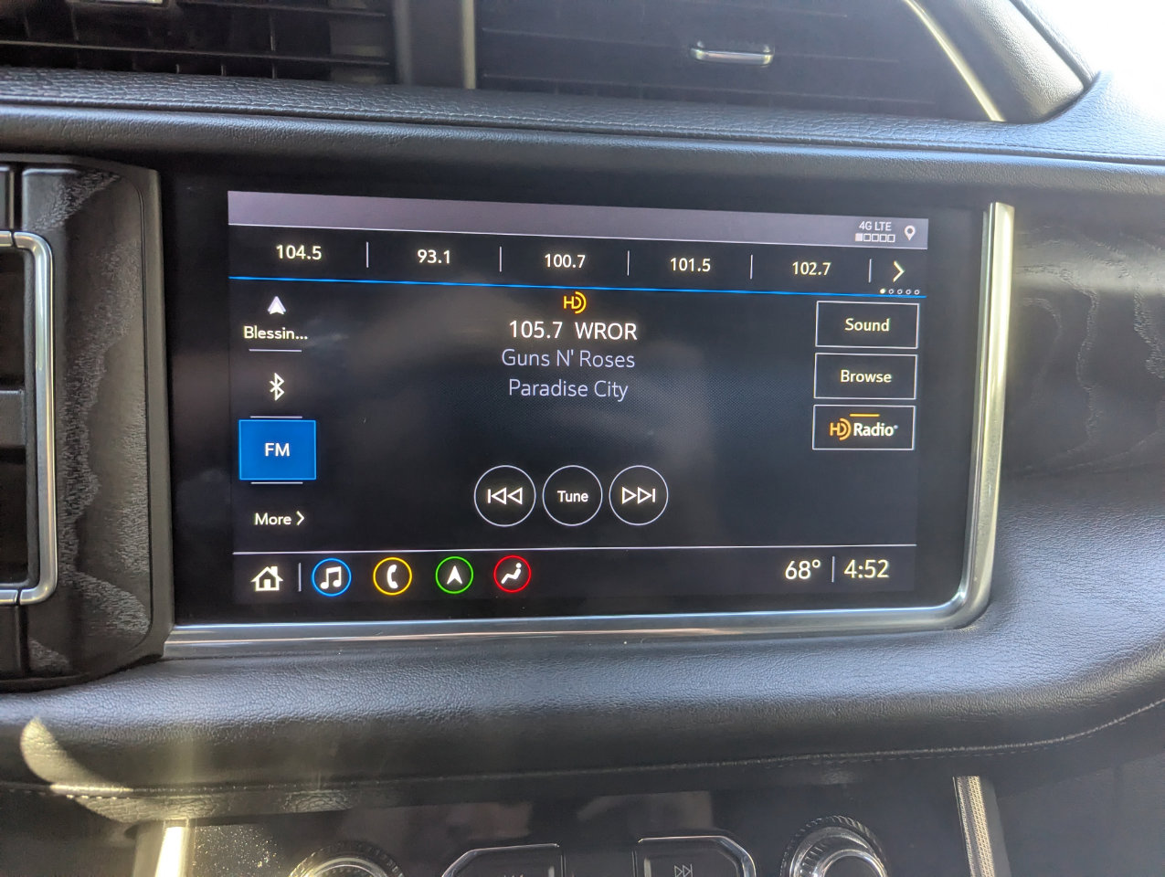 Used 2021 GMC Yukon XL Denali AWD/4WD image 22