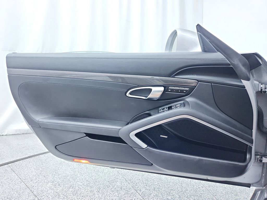 Used 2017 Porsche 911 Carrera 4S image 25